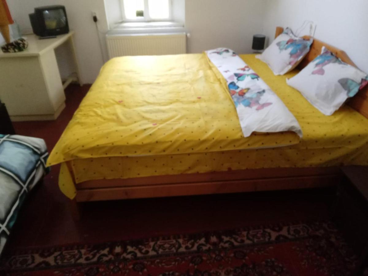 Camping Aviator Busteni, Camere Bagian luar foto